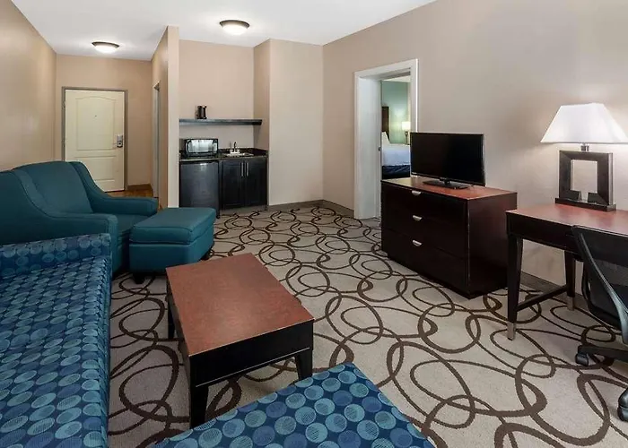 La Quinta By Wyndham Worth - Worth Hotel